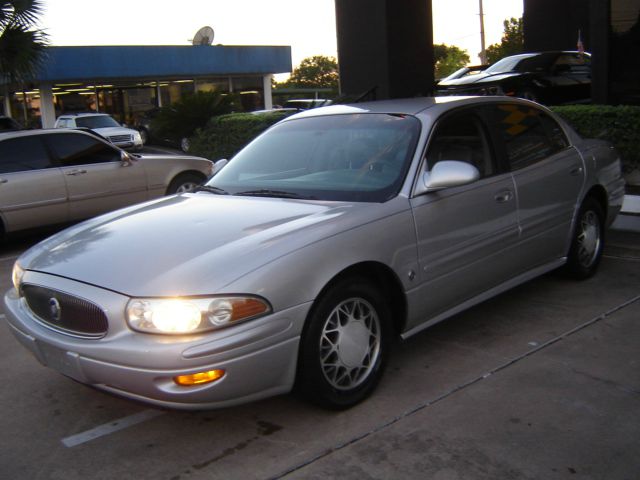 Buick LeSabre 2002 photo 2