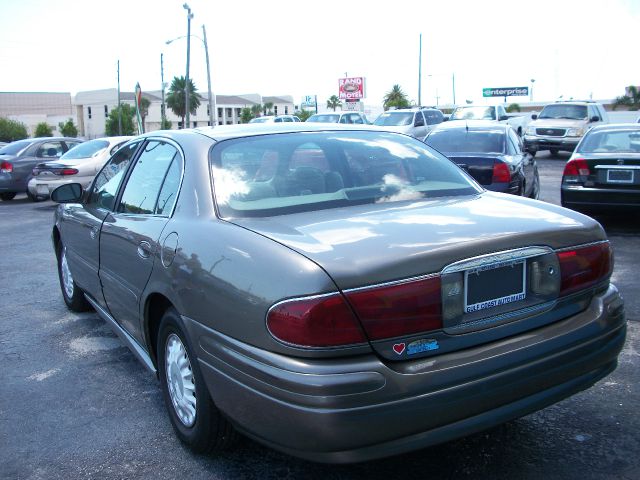 Buick LeSabre 2003 photo 2