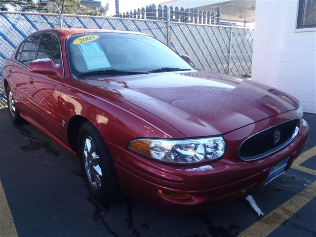 Buick LeSabre 2003 photo 1