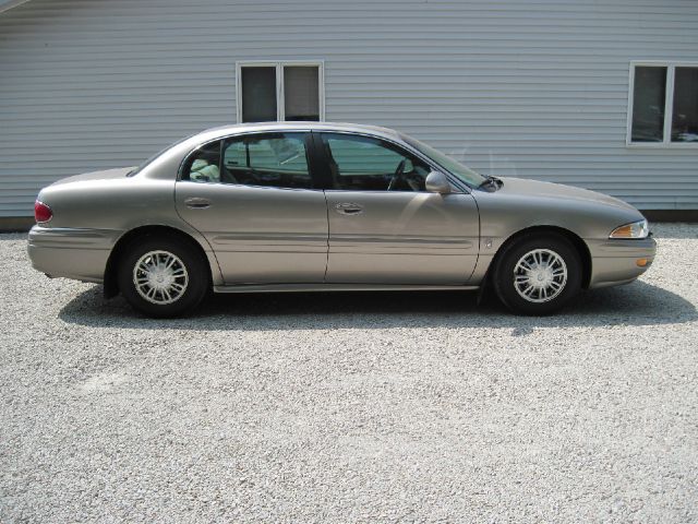 Buick LeSabre 2003 photo 2