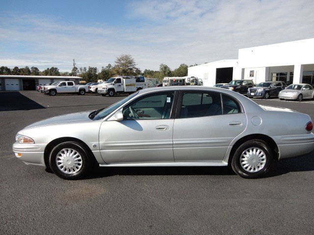 Buick LeSabre 2003 photo 2