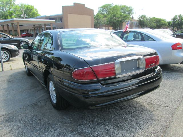 Buick LeSabre 2003 photo 2