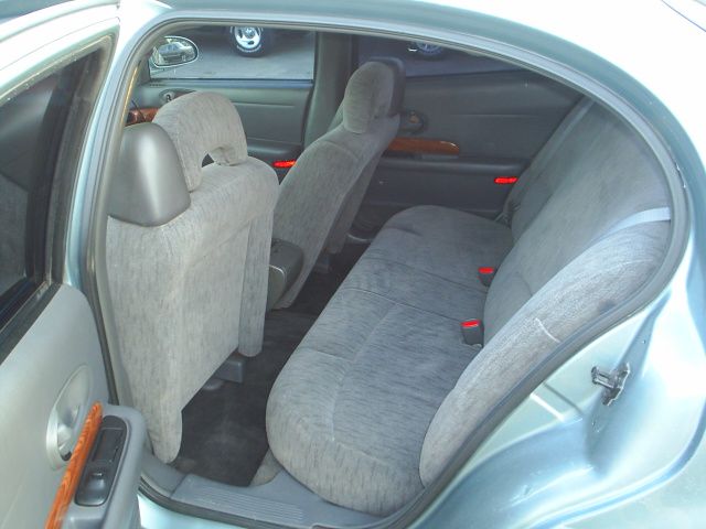 Buick LeSabre 2003 photo 3