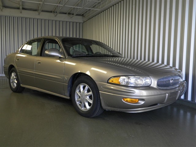 Buick LeSabre 2003 photo 1