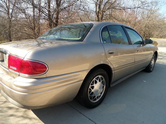 Buick LeSabre 2003 photo 2