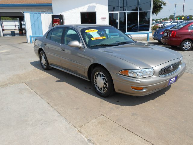 Buick LeSabre 2003 photo 2