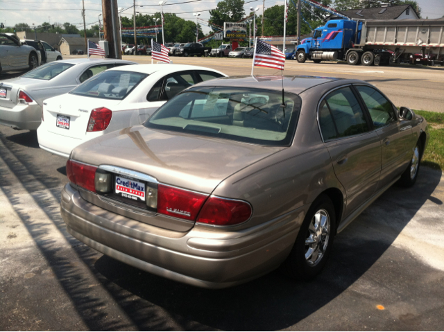 Buick LeSabre 2003 photo 1