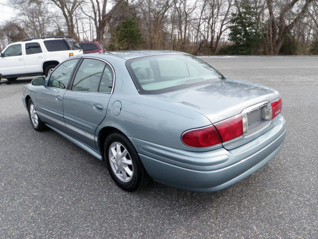 Buick LeSabre 2003 photo 2