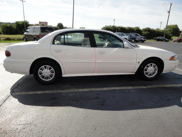 Buick LeSabre 2003 photo 3