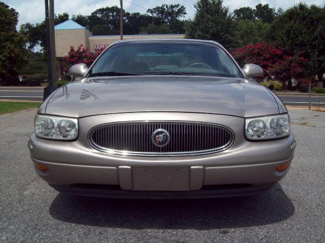 Buick LeSabre 2003 photo 1