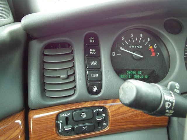 Buick LeSabre 2003 photo 29