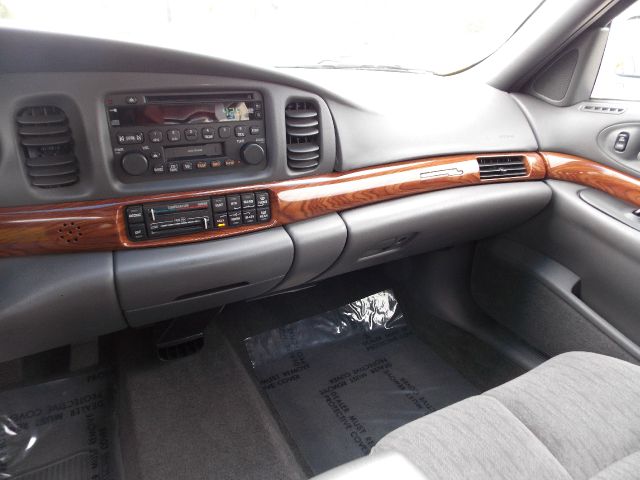 Buick LeSabre 2003 photo 61