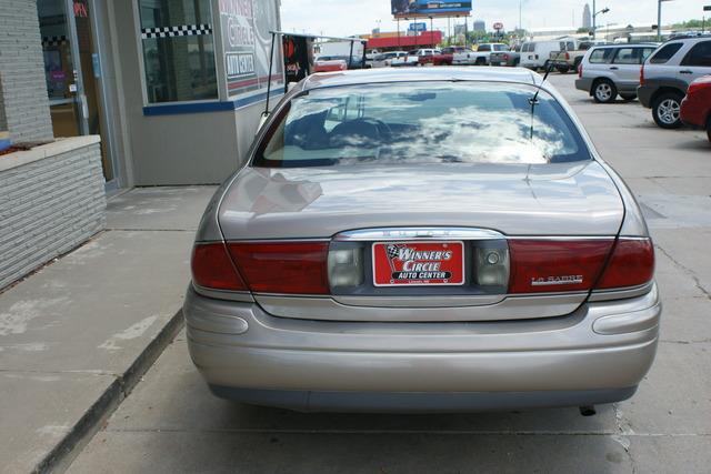 Buick LeSabre 2003 photo 1