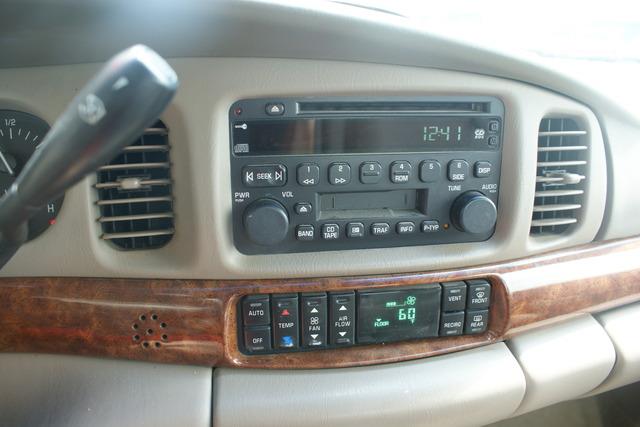 Buick LeSabre 2003 photo 8