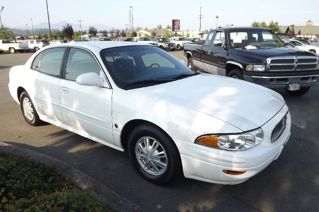 Buick LeSabre 2003 photo 2