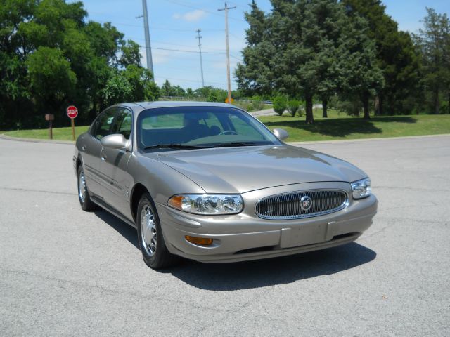 Buick LeSabre 2003 photo 2