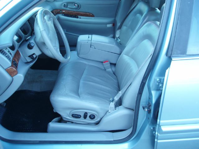 Buick LeSabre 2003 photo 2