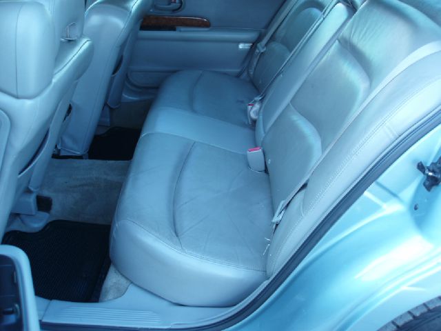 Buick LeSabre 2003 photo 3