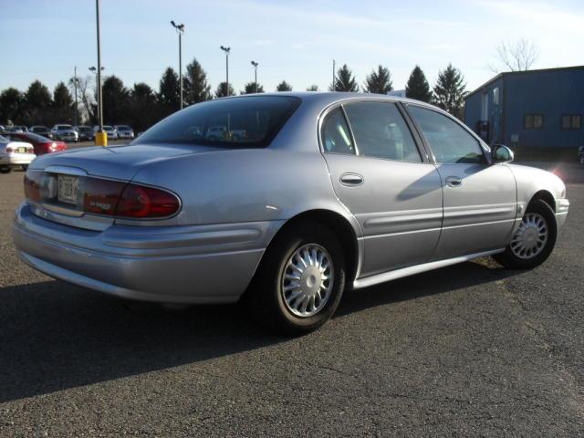 Buick LeSabre 2004 photo 2