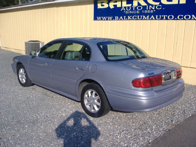 Buick LeSabre 2004 photo 2