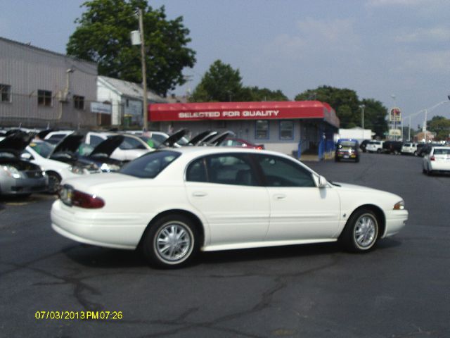 Buick LeSabre 2004 photo 1