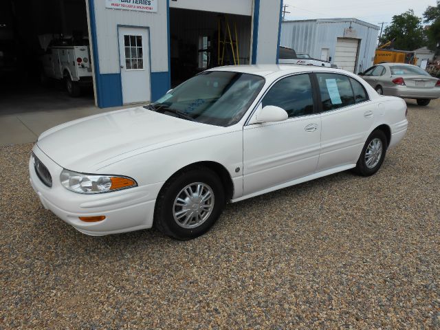 Buick LeSabre 2004 photo 3