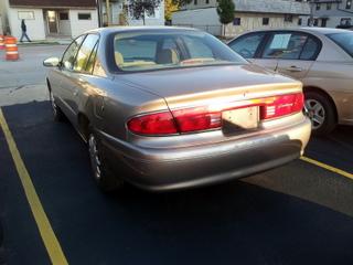 Buick LeSabre 2004 photo 2