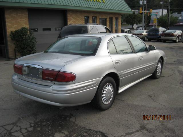 Buick LeSabre 2004 photo 2