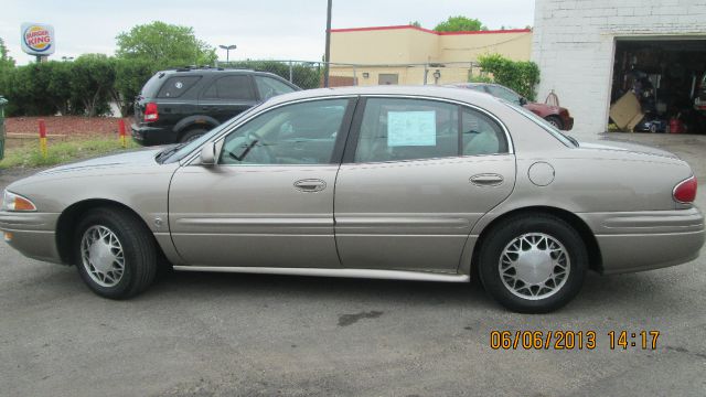 Buick LeSabre 2004 photo 1