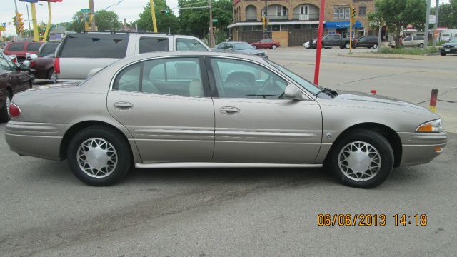 Buick LeSabre 2004 photo 2