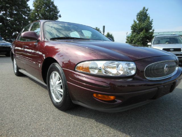 Buick LeSabre 2004 photo 1