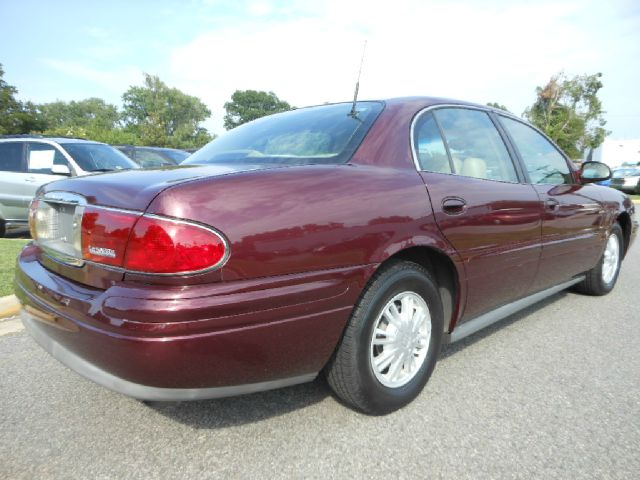 Buick LeSabre 2004 photo 2