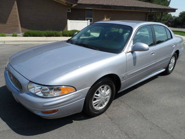 Buick LeSabre 2004 photo 1