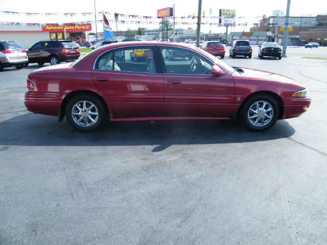 Buick LeSabre 2004 photo 2