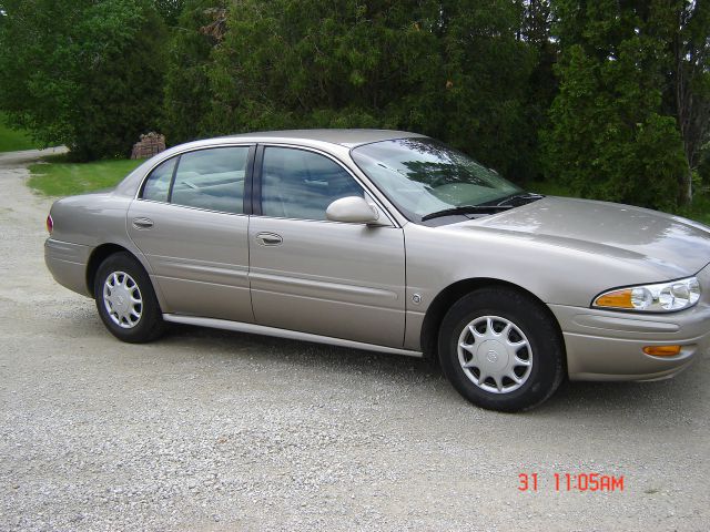 Buick LeSabre 2004 photo 1