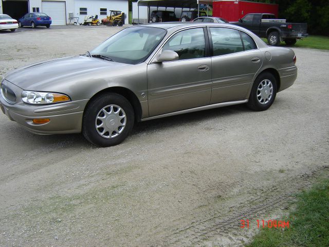 Buick LeSabre 2004 photo 2