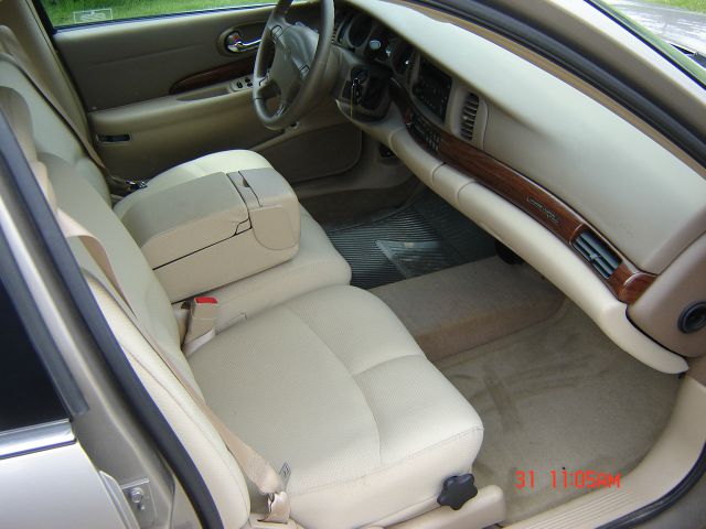 Buick LeSabre 2004 photo 3