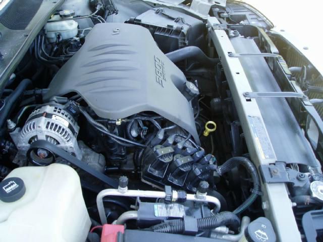 Buick LeSabre 2004 photo 2