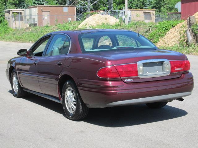 Buick LeSabre 2004 photo 2