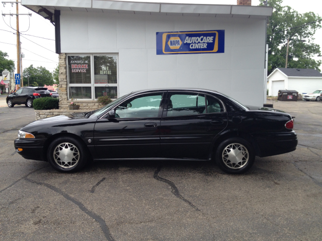 Buick LeSabre 2004 photo 1