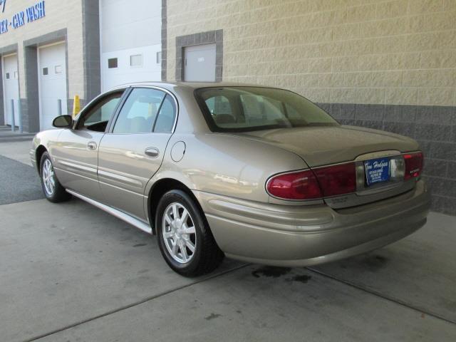 Buick LeSabre 2004 photo 1