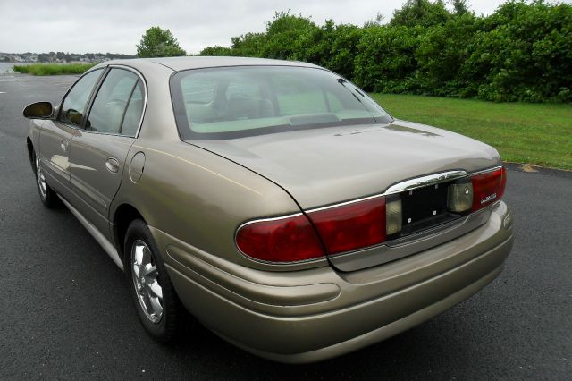 Buick LeSabre 2004 photo 3