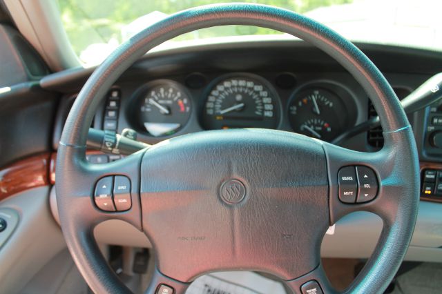 Buick LeSabre 2004 photo 21