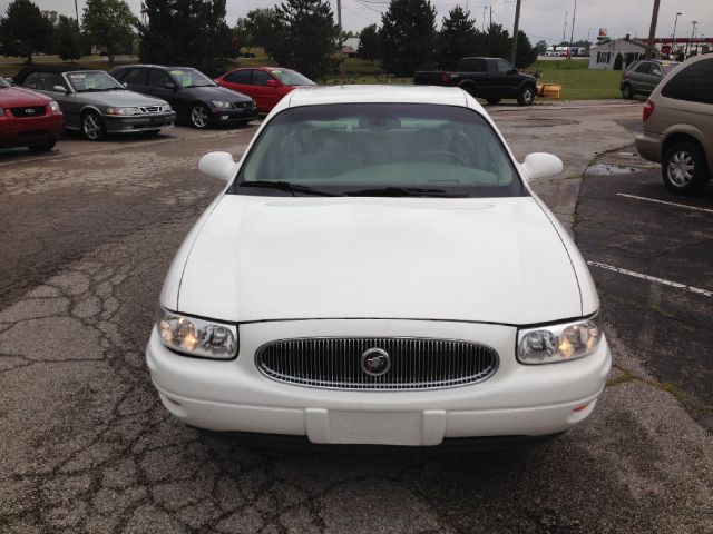 Buick LeSabre 2004 photo 3