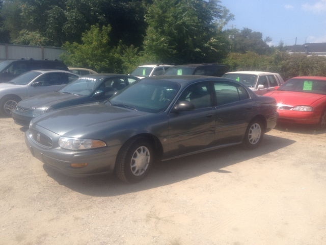 Buick LeSabre 2004 photo 3