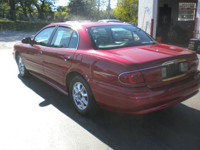 Buick LeSabre 2004 photo 2