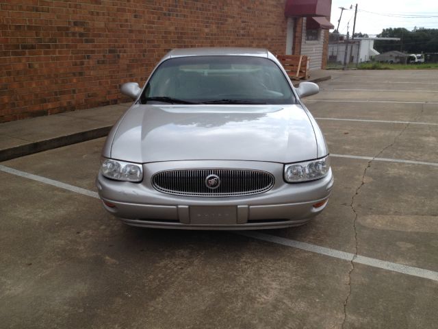 Buick LeSabre 2004 photo 1