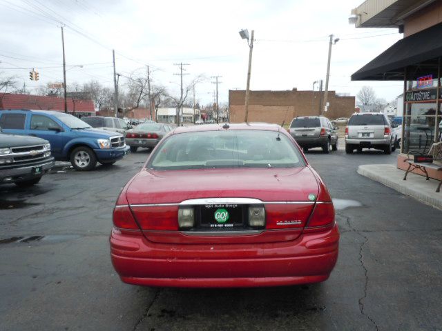 Buick LeSabre 2004 photo 2