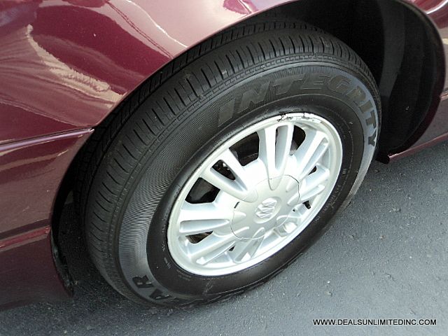 Buick LeSabre 2004 photo 1