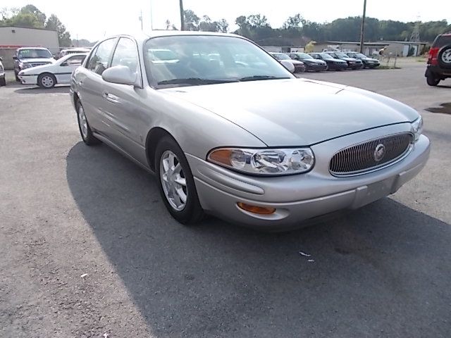 Buick LeSabre 2004 photo 1